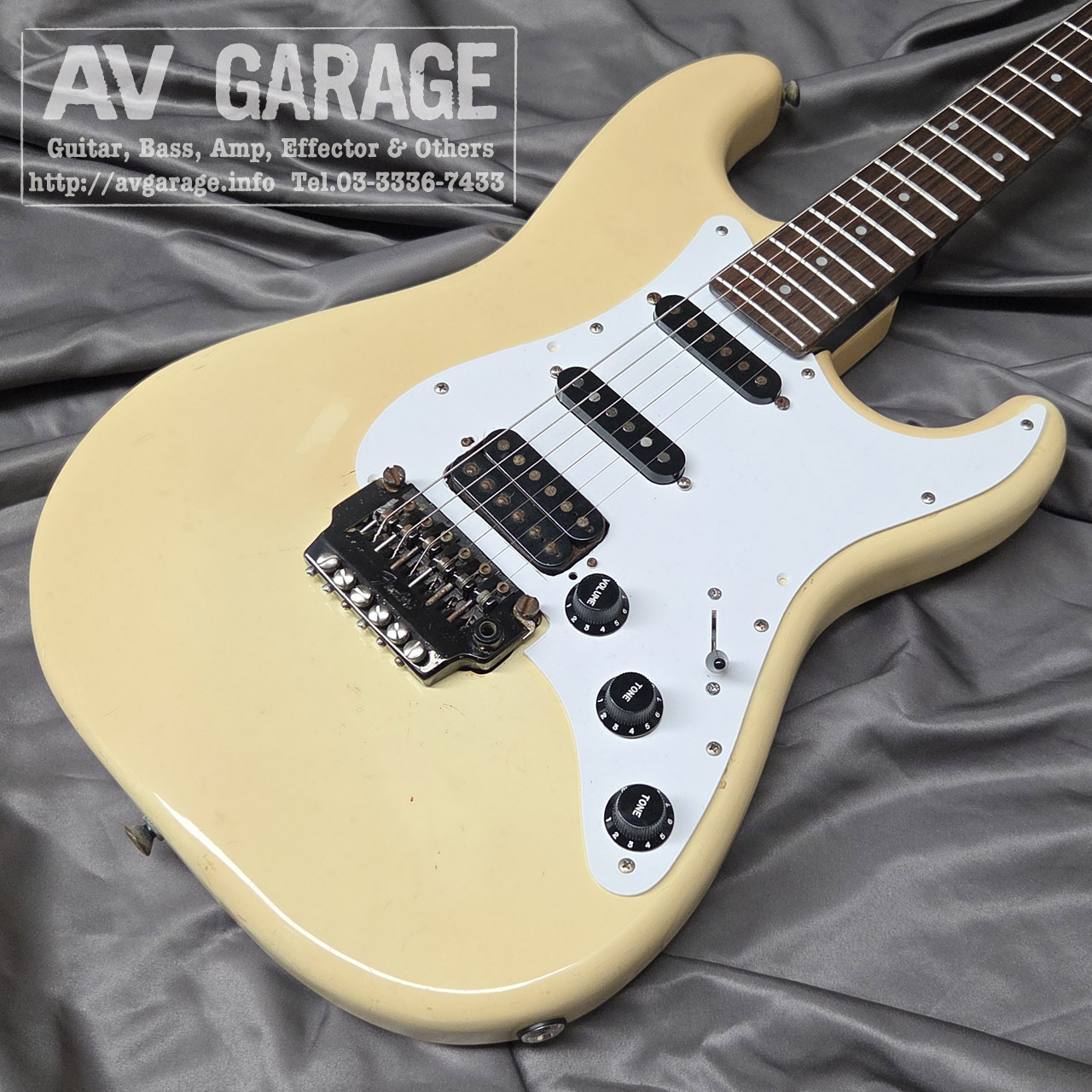Fender Japan ST-556 (WH)改 Boxer Series SSH Aシリアル 1986年 3.57