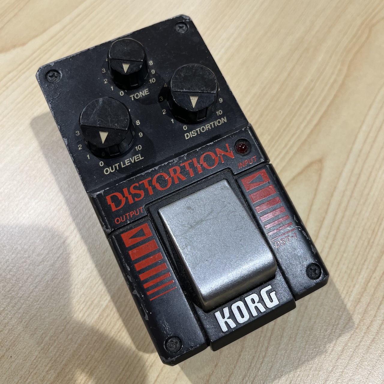 ① KORG DST-1 エフェクター ディストーション ビンテージ ① KORG DST-1 エフェクター ディストーション ビンテージ