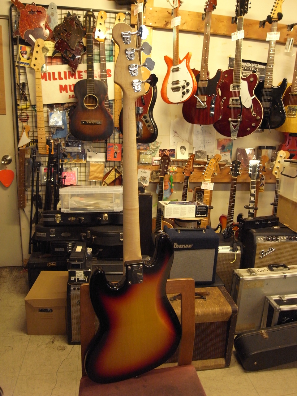 Conrad？　ビンテージ　エレキベース　日本製　音出しOK　そこそこ美中古品 Conrad？ ビンテージ エレキベース 日本製 音出しOK そこそこ美