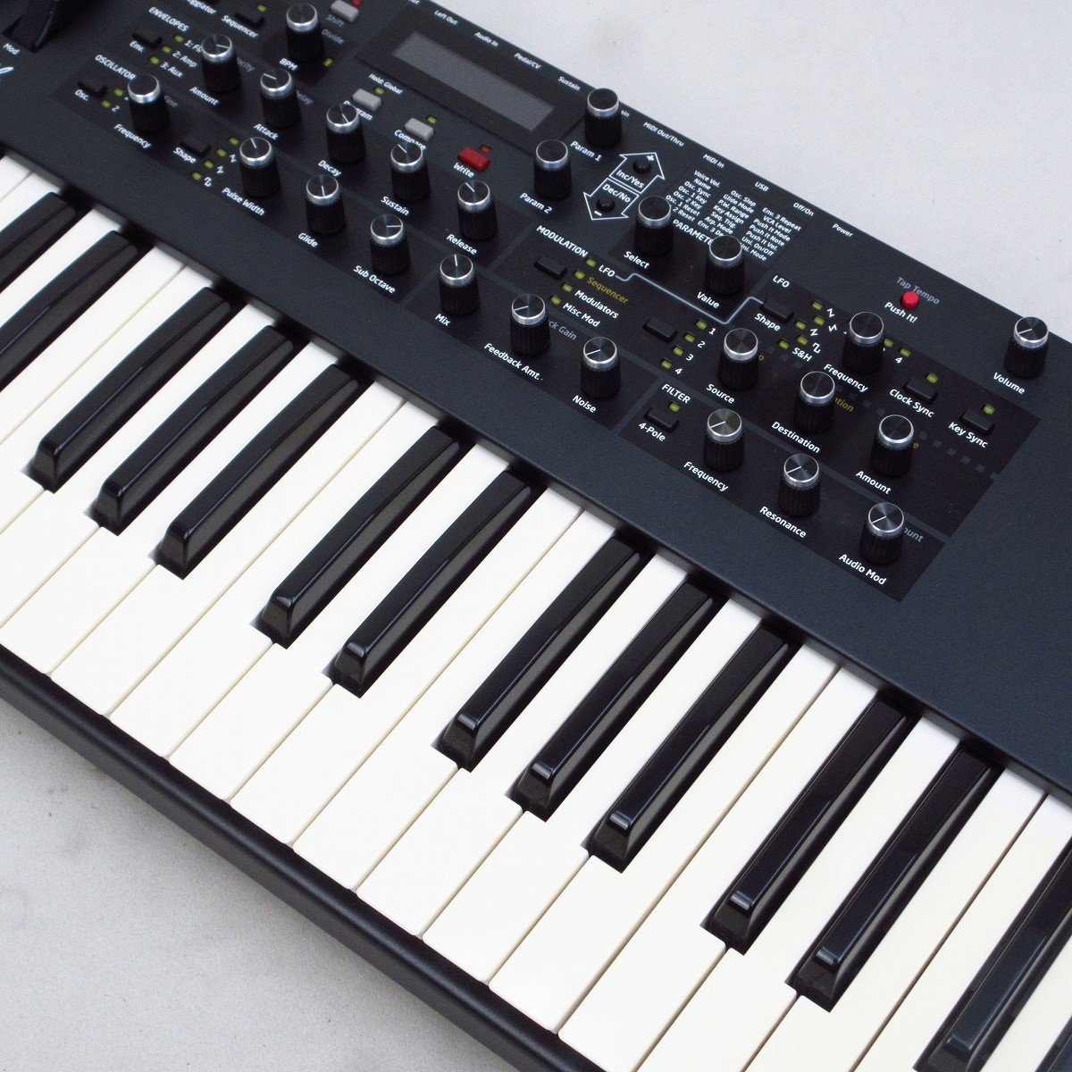 Dave Smith Instruments Mopho SE 