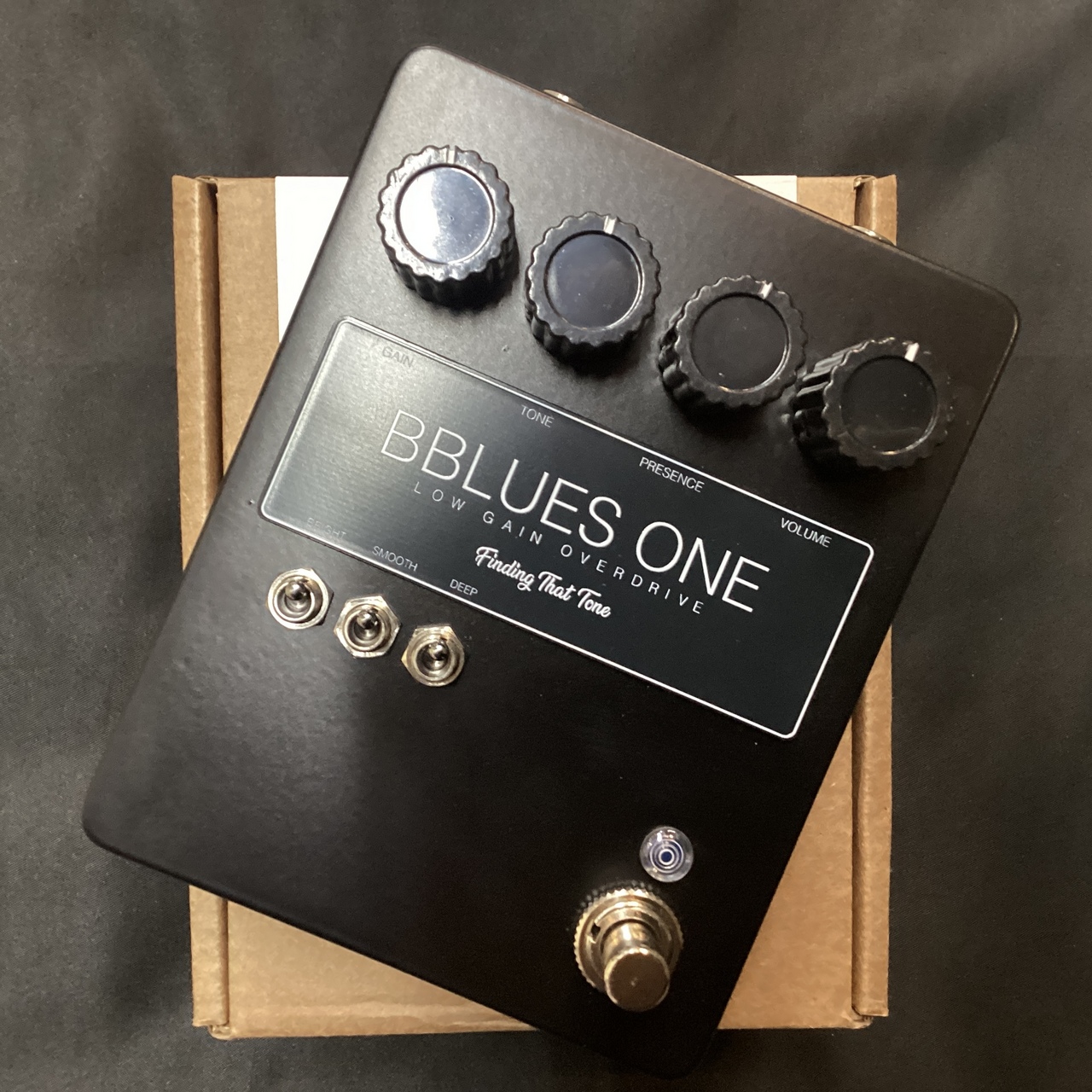 Finding That Tone BBLUES ONE/MATTEE BLACK( ファインディングザット