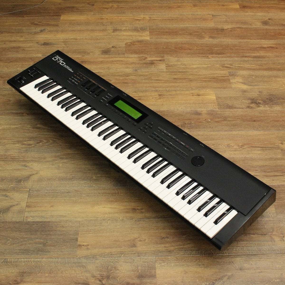 Roland D-70 シンセサイザー ハードケース付属 鍵盤楽器 Yahoo!オークション - 「roland d-70」キーボード、シンセサイザー