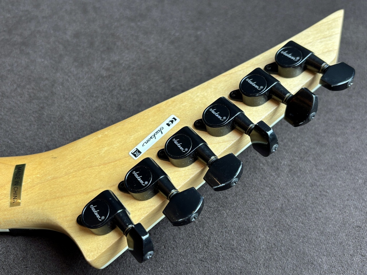 Jackson JS32 DINKY Bright Blue（中古）【楽器検索デジマート】