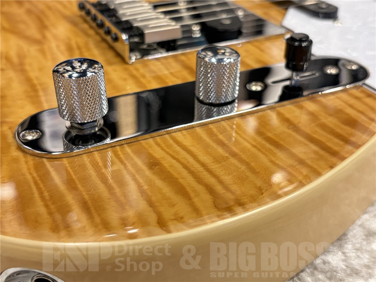 Aria Pro II 615-AE200【Yellow Gold】（新品/送料無料）【楽器検索