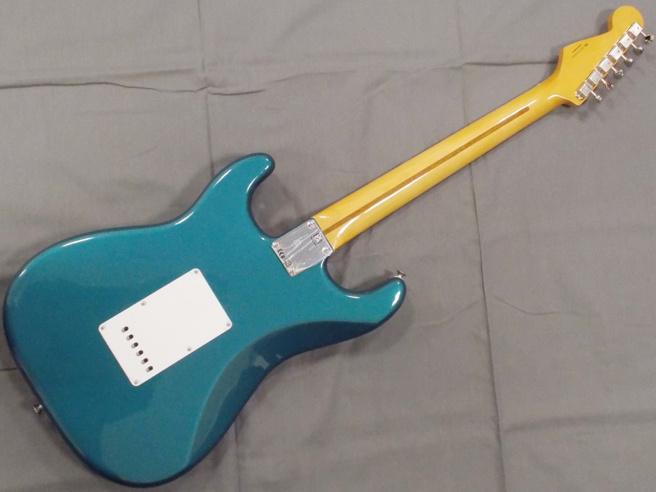 Fender Vintera II 50s Stratocaster Maple Fingerboard Ocean