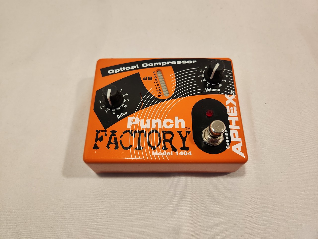 APHEX Punch Factory Model 1404 箱付き めそめそなたんぶらー — ジャンクAPHEX Punch FACTORYのレストア