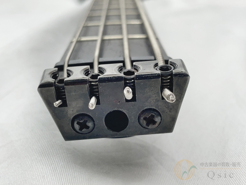 mavisエレキベース ブラック 4弦 [中古品] mavisエレキベース ブラック 4弦 [中古品] mavisエレキベース ブラック