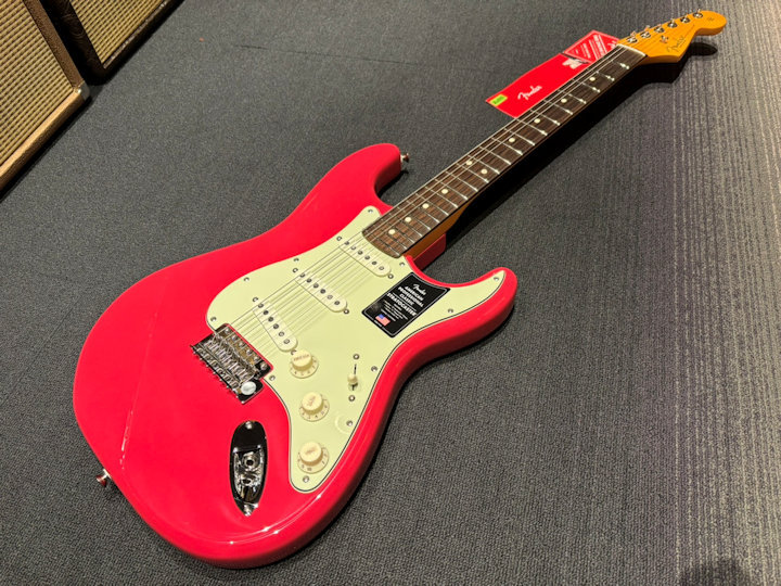 Fender American Professional Classic Stratocaster（新品）【楽器
