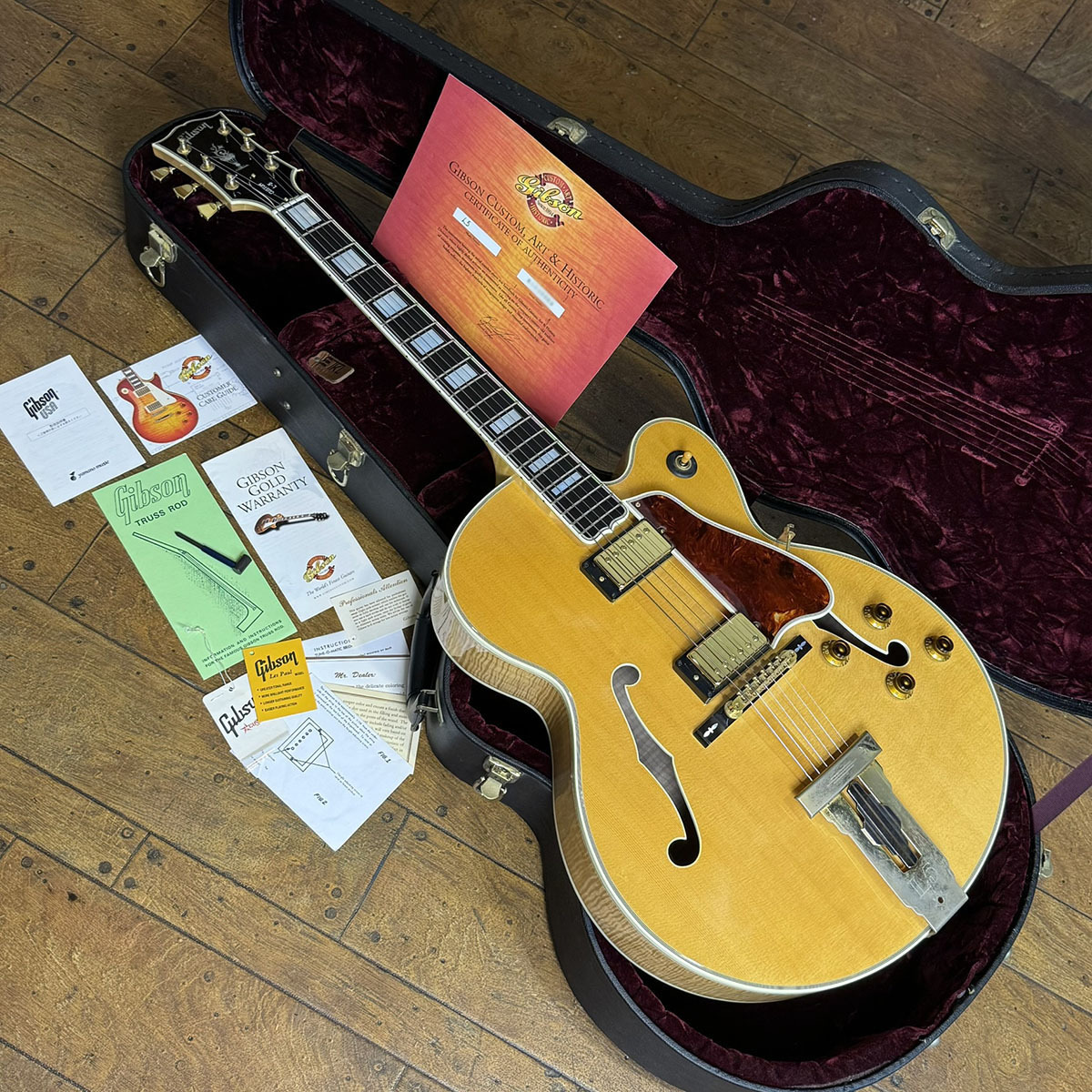 Gibson Custom Shop L-5 CES 2003 James Hutchins Signed（中古
