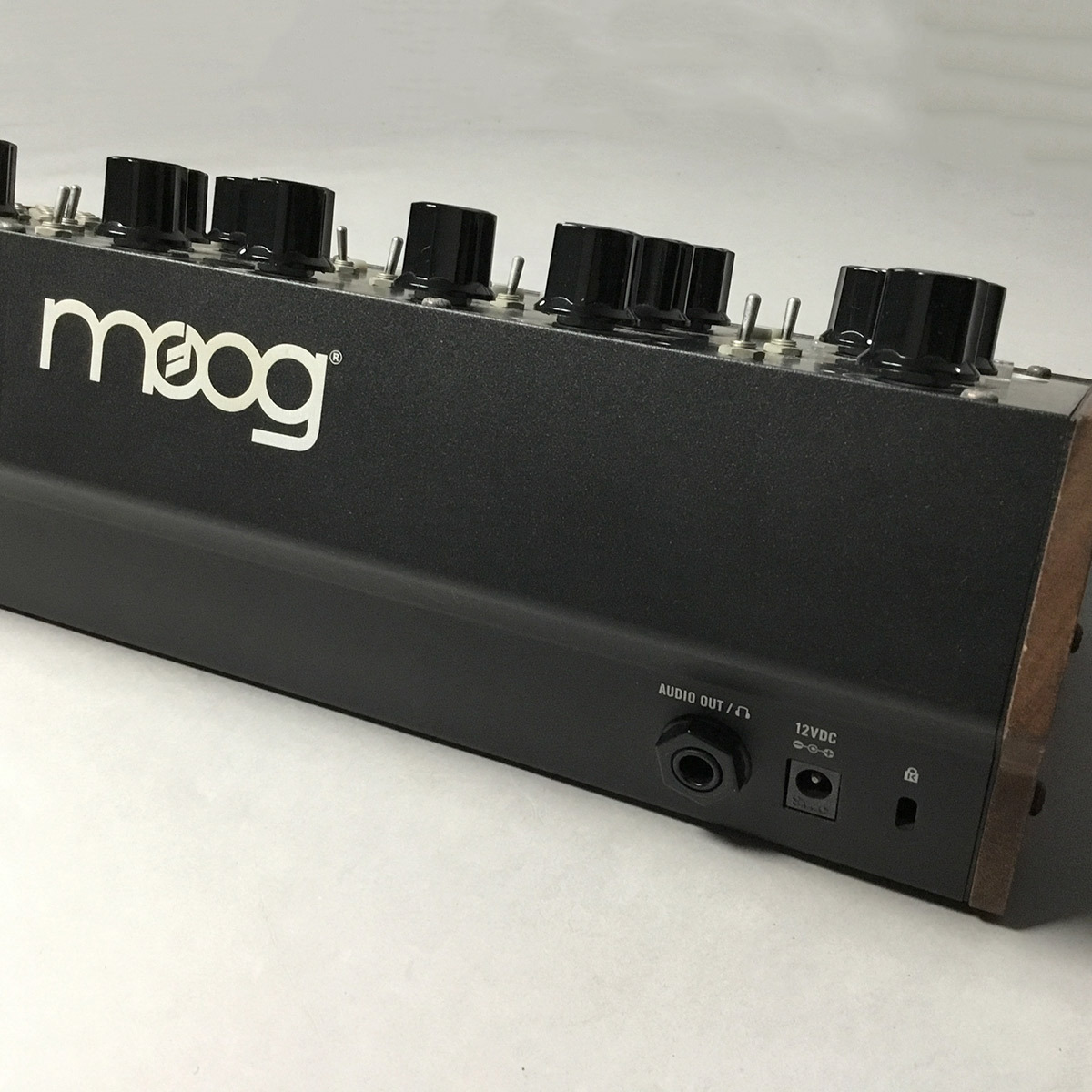 Moog Mother-32 【１台限定B級品特価！】セミモジュラー・シンセ（B級