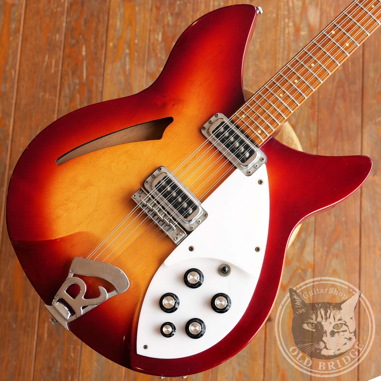 Rickenbacker Model 330/12 Fireglo（中古）【楽器検索デジマート】