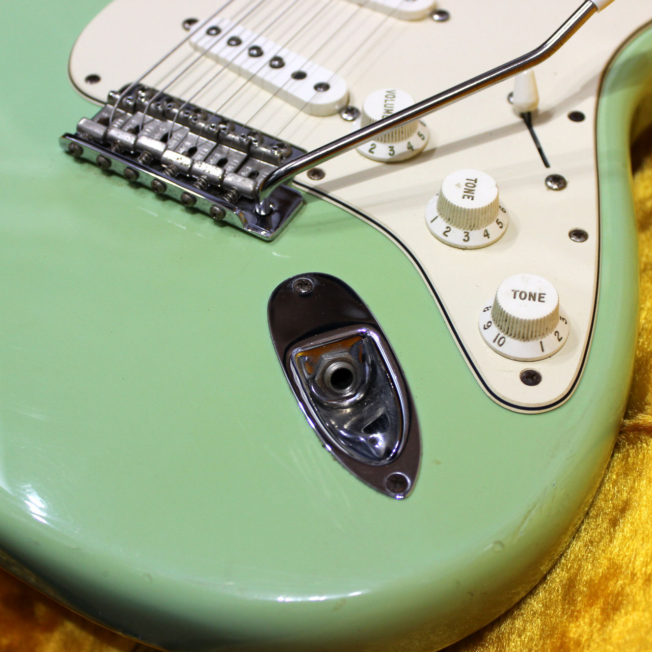 Fender American Vintage 62 Stratocaster Thin Lacquer Surf Green