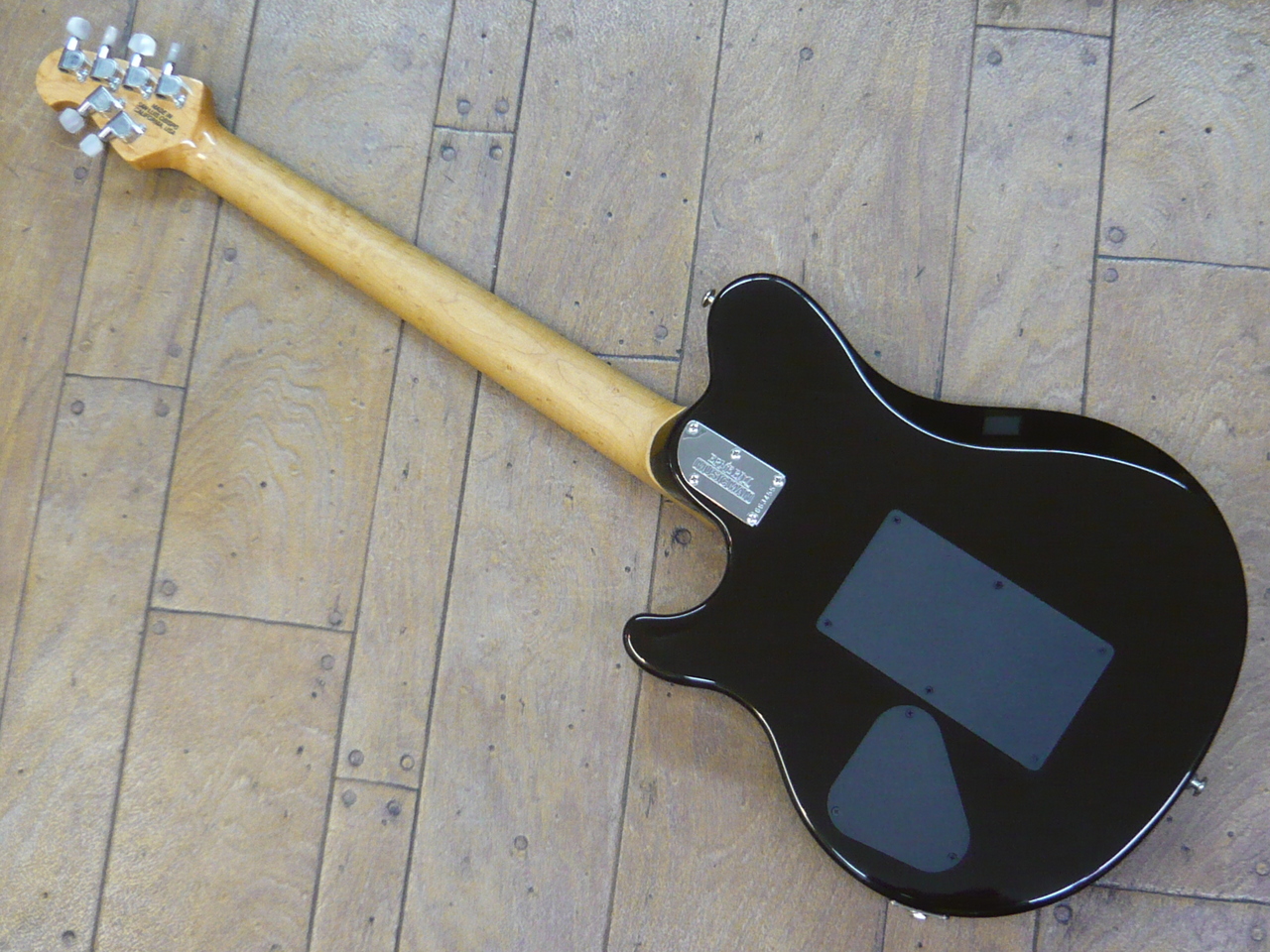 MUSIC MAN AXIS Tribute 20th Anniversary（中古）【楽器検索デジマート】