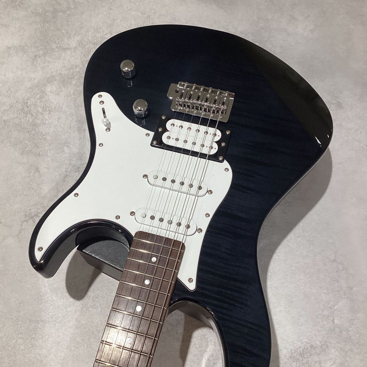 YAMAHA PACIFICA212VFM TBL トランスルーセントブラックパシフィカ