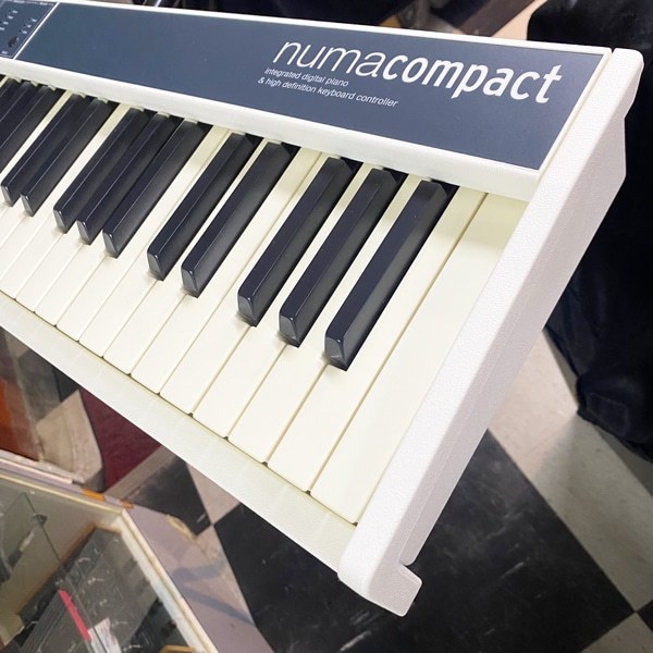 Studiologic Numa Compact（中古）【楽器検索デジマート】