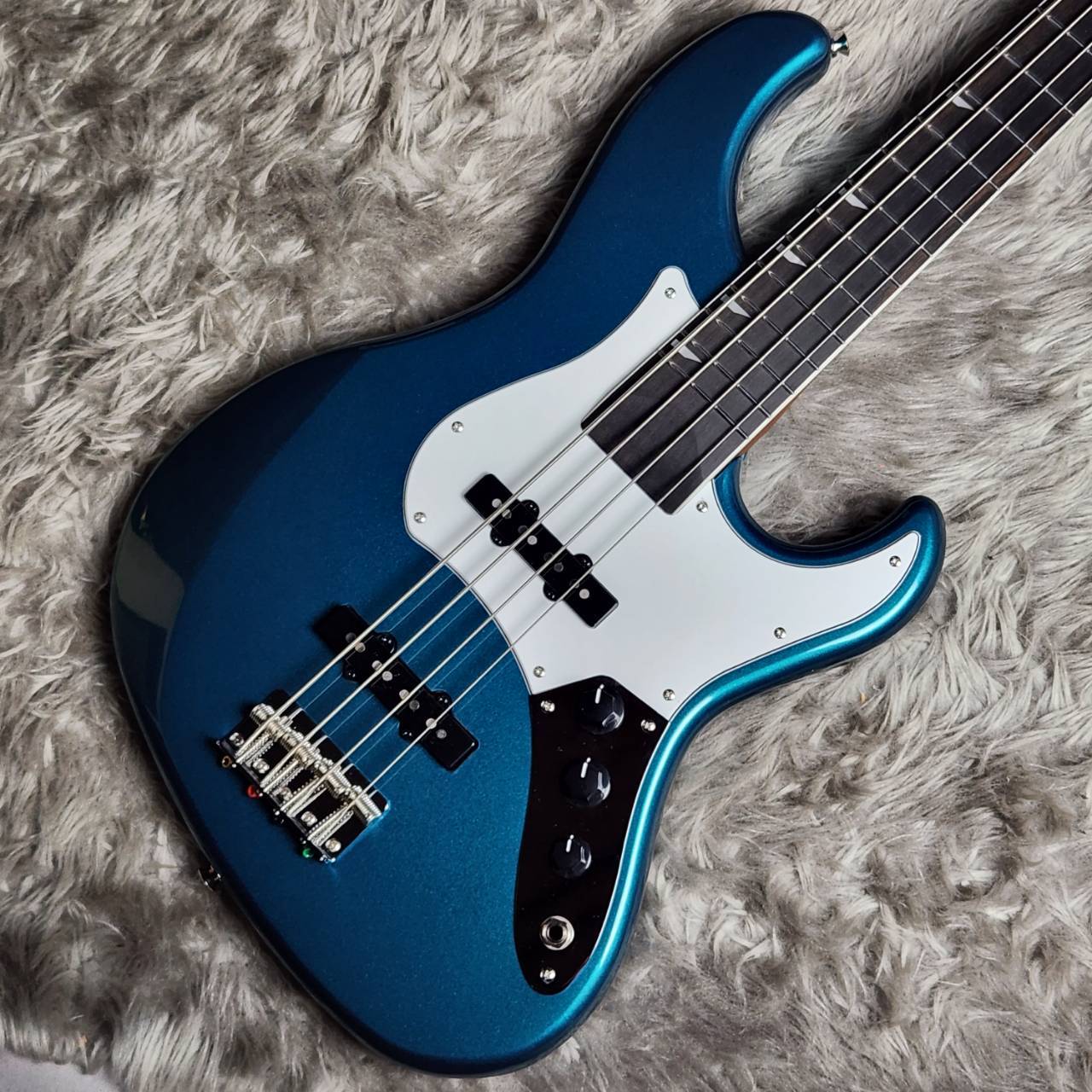 Ryoga VAL-BASS 　ベース エレキベース Amazon | Ryoga VAL-BASS Shell Pink エレキベース ジャズベースタイプ