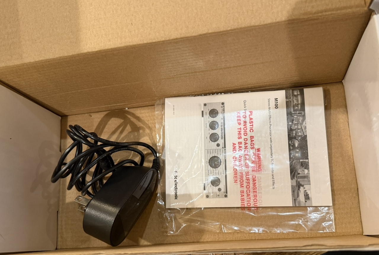 TC Electronic M100（マルチエフェクター、美品） tc electronic M100