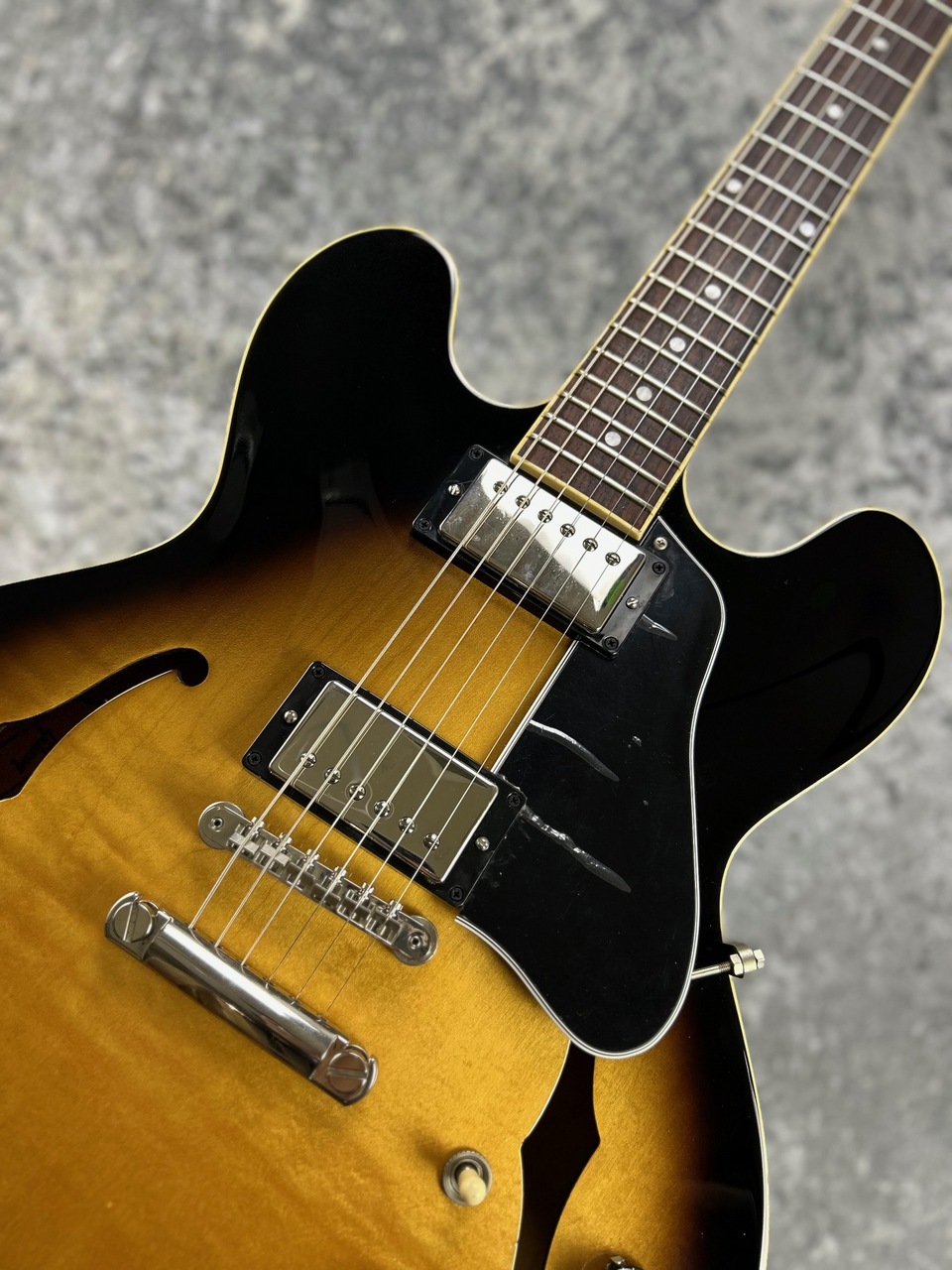 値下げ‼️Gibson ES335 Vintage Burst 2021年 Gibson Custom 2021 '59 ES-335 Vintage Burst — Rudy's Music Soho
