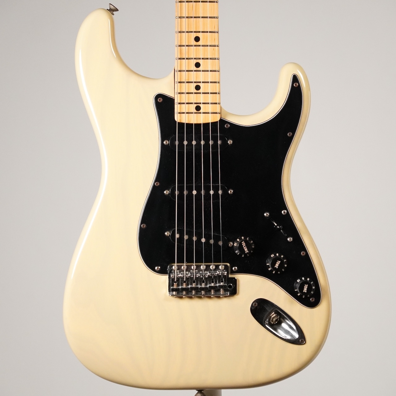 fende USA 1979 stratcaster 本物ビンテージ4.0kg Fender Stratocaster 1979年製 -Refinish Blonde- [4.51kg