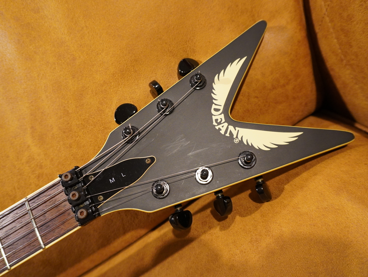 少し値下げ　エレキギター　DEAN ML 少し値下げ エレキギター DEAN ML - メルカリ