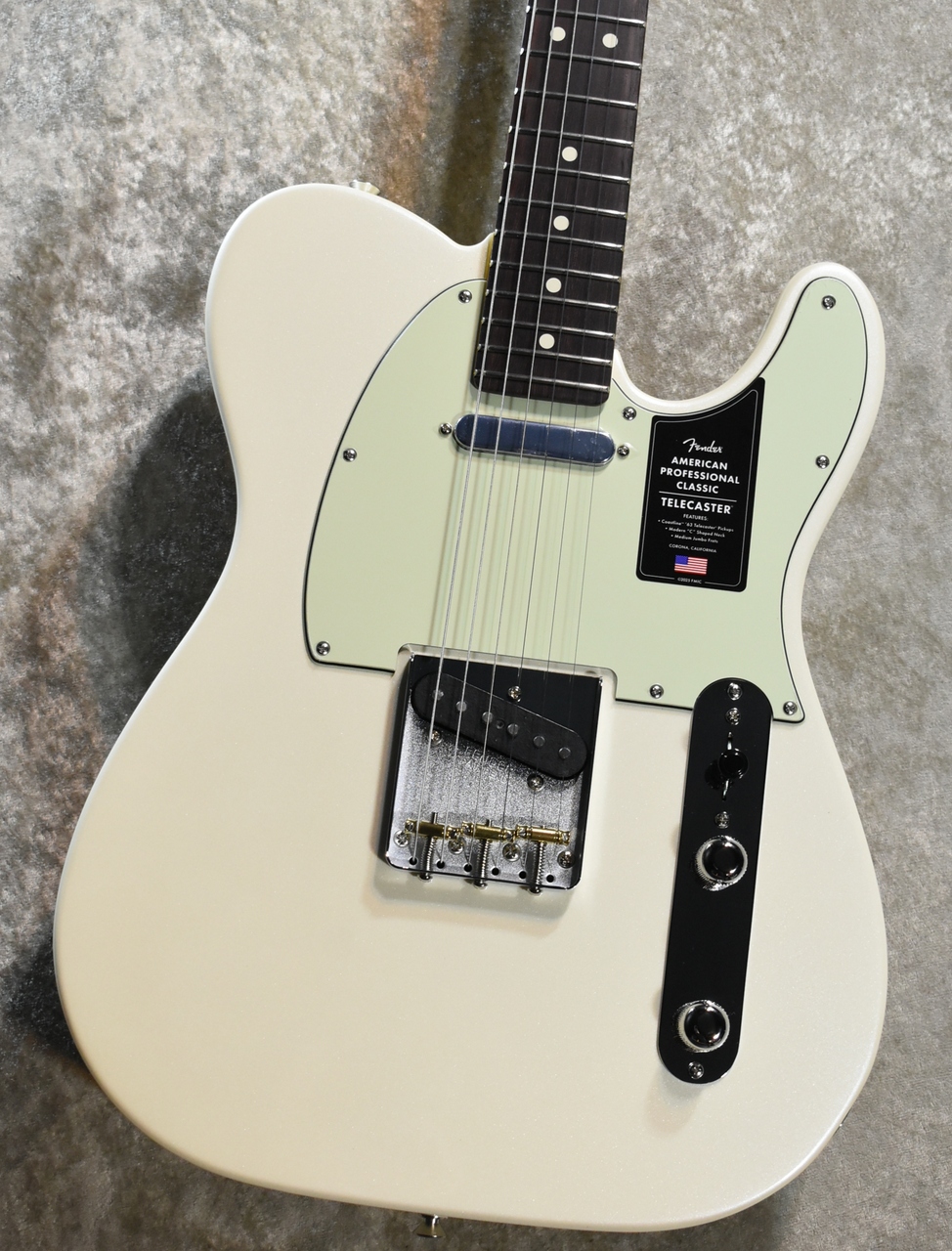 Fender LTD AMERICAN PROFESSIONAL CLASSIC TELECASTER Olympic Pearl