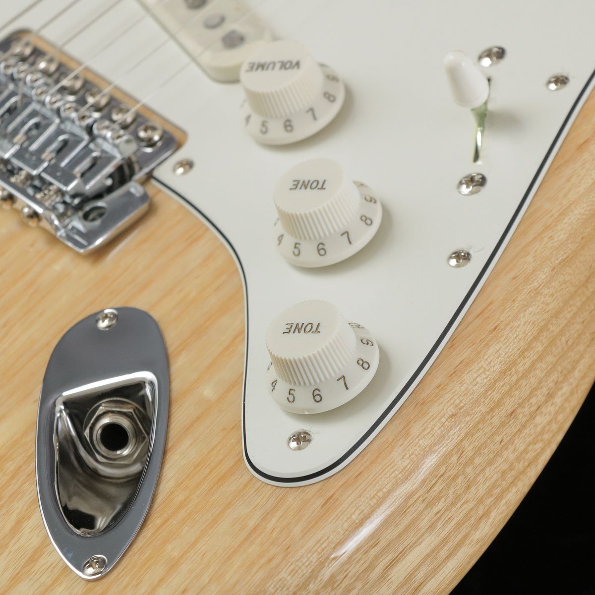 Fender Made in Japan Traditional 70s Stratocaster Maple