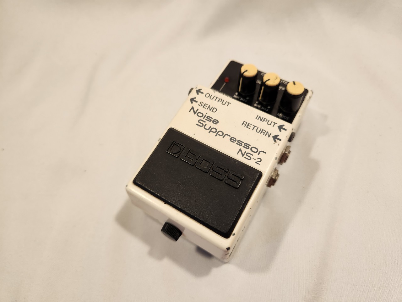 BOSS NS-2 ギターエフェクター ノイズサプレッサー 定番 送料