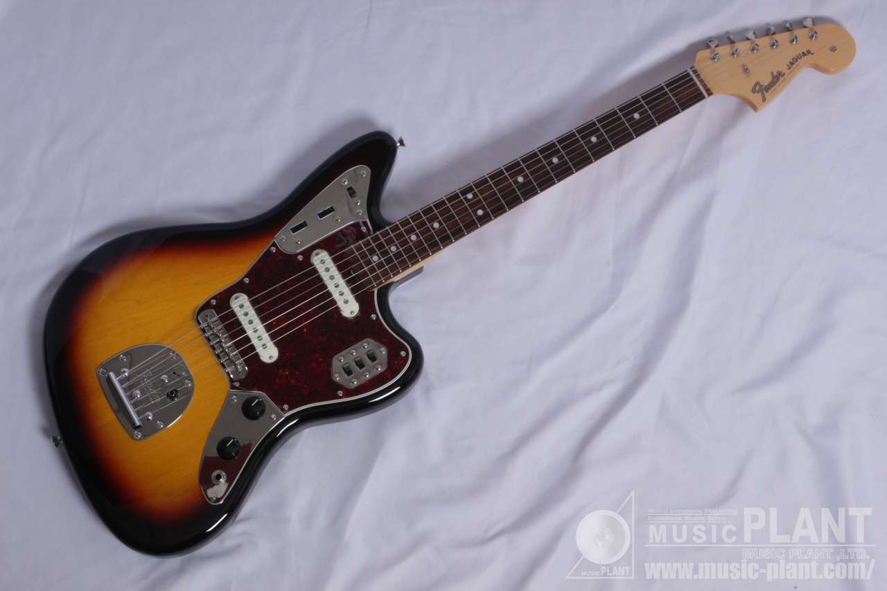 Fender Made in Japan Traditional 60s Jaguar 3-Color Sunburst（中古 