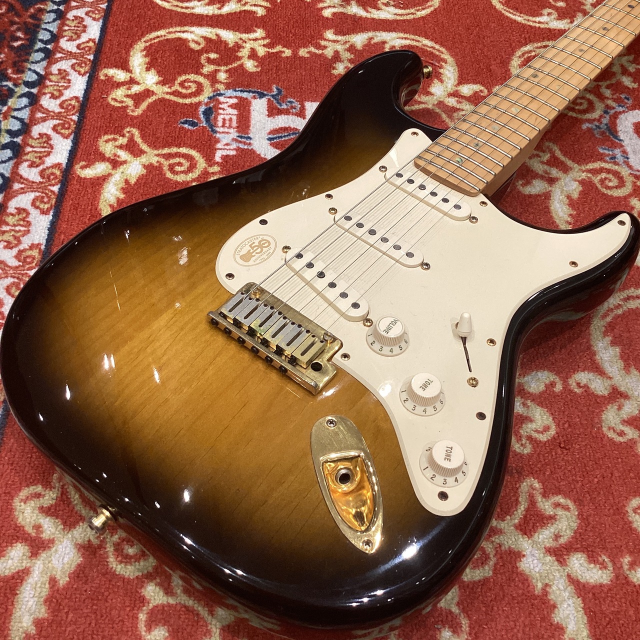 Fender 50th Anniversary American Deluxe Stratocaster 【50周年記念モデル】【現物画像】【生産完了品】（中古/送料無料）【楽器検索デジマート】