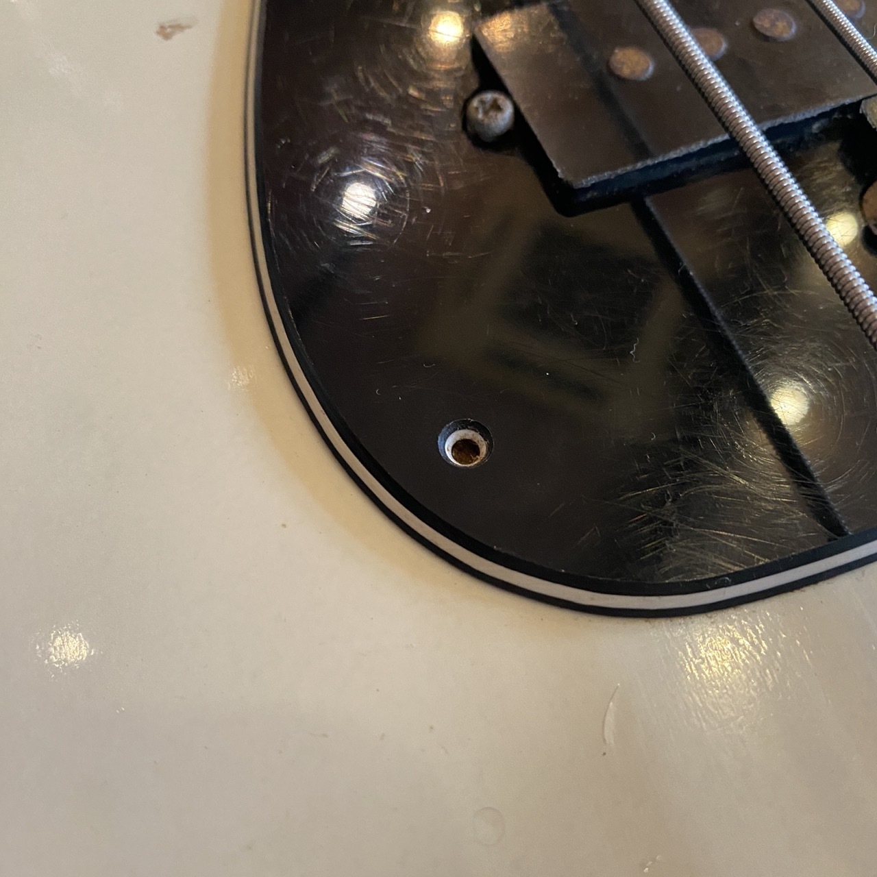 HOLLY Splendor Series Electric Bass Guitar（中古/送料無料）【楽器