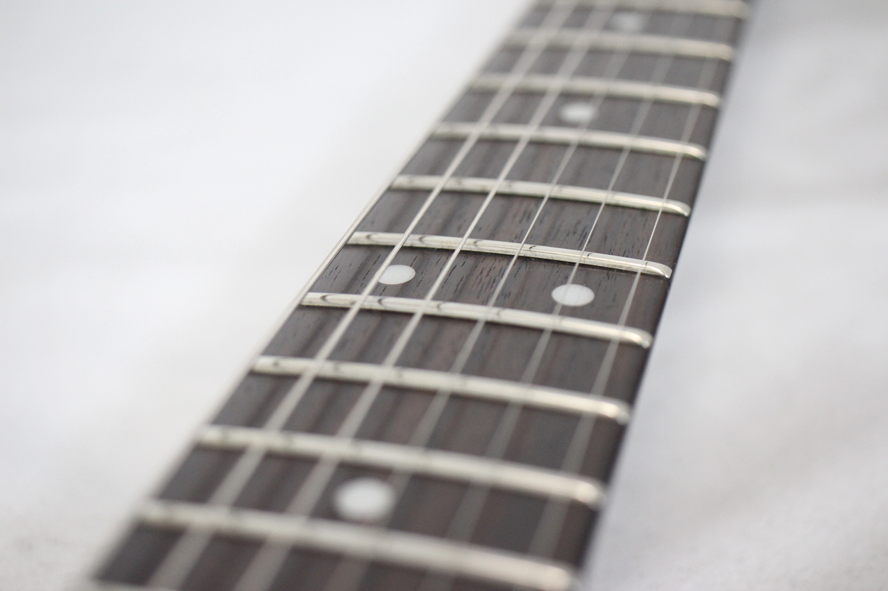 【美品】VOX エレキギター SDC-33 スルーネック 生産終了品 美品】VOX エレキギター SDC-33 サンバースト - メルカリ