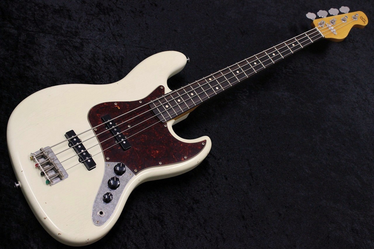 Black Smoker Trad Master Series BETA-J4 -Vintage White/Medium Aged