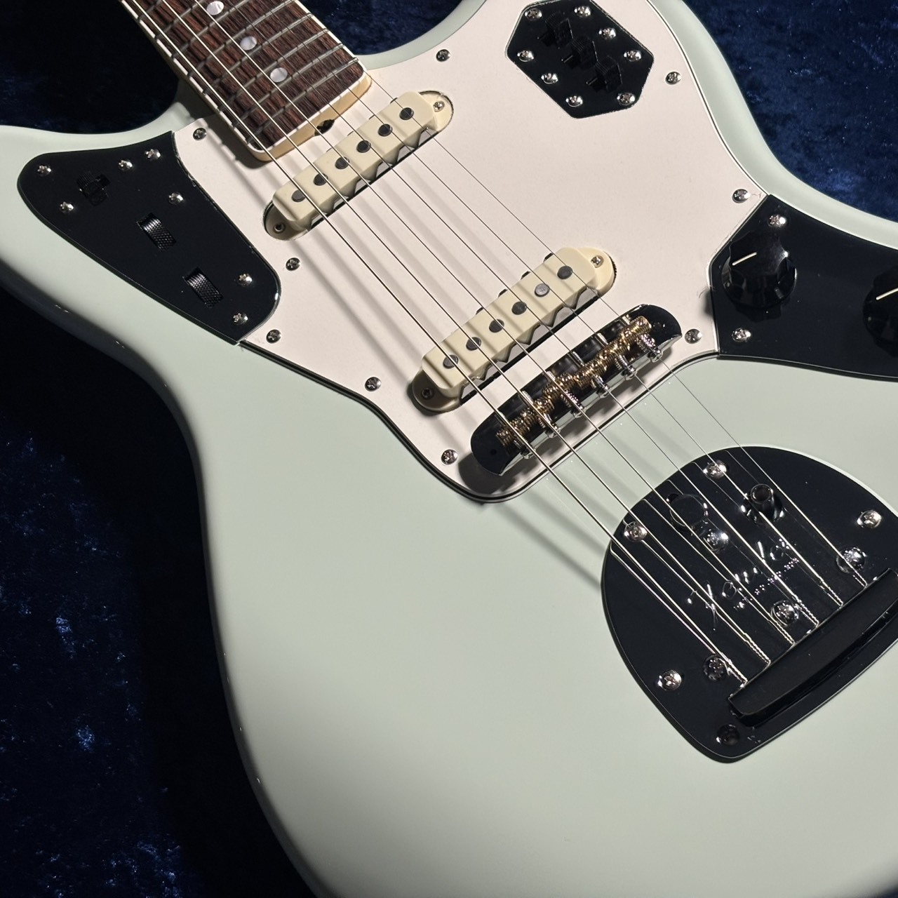 Fender Moeka Shiotsuka Jaguar moni -Aged Sonic Blue-（新品/送料