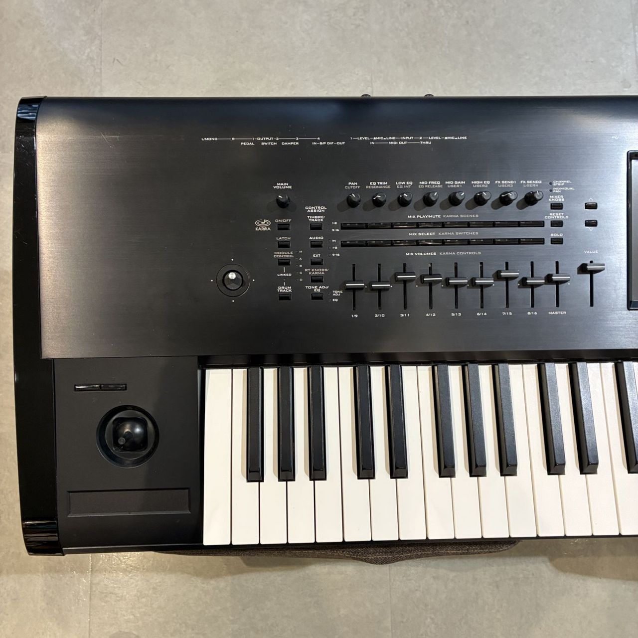 KORG KRONOS X-73【73鍵】【RH3鍵盤】【シンセサイザー】（中古/送料