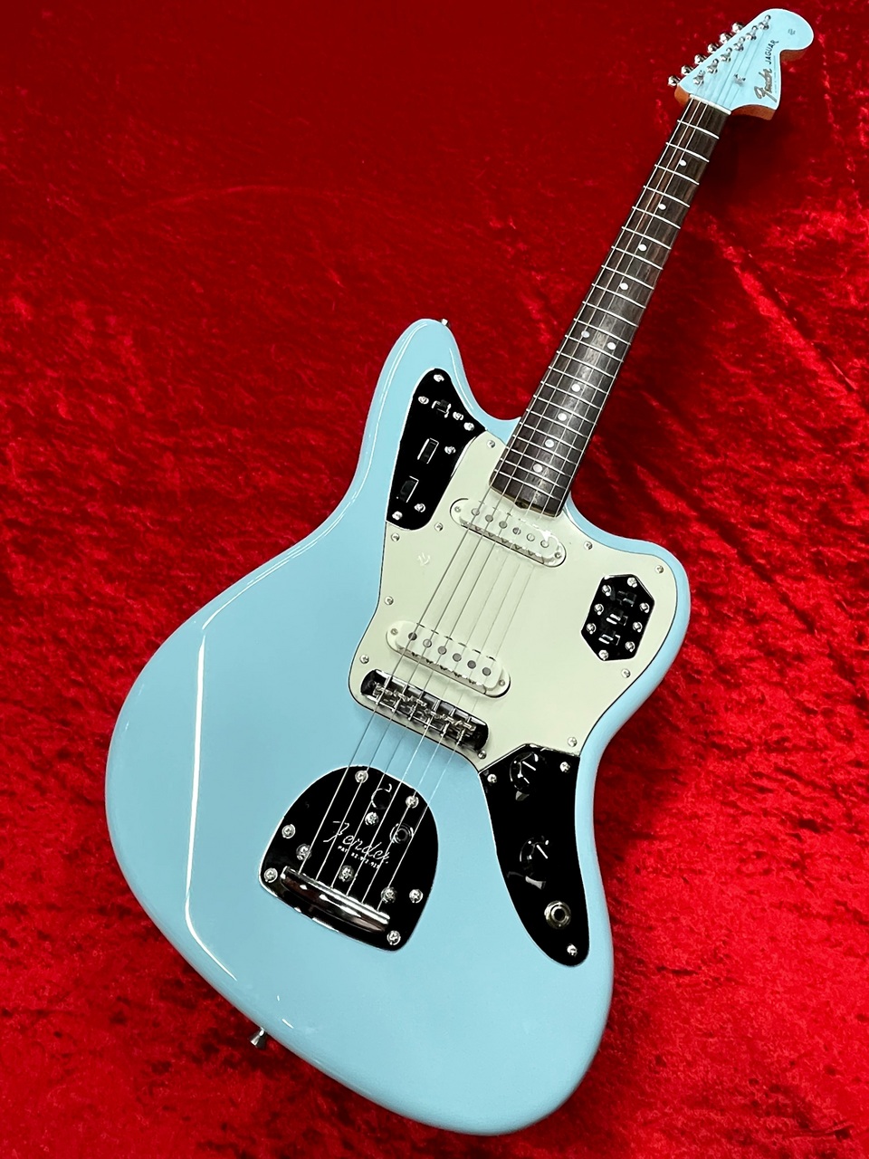 Fender FSR Made in Japan Traditional 60s Jaguar -Daphne Blue