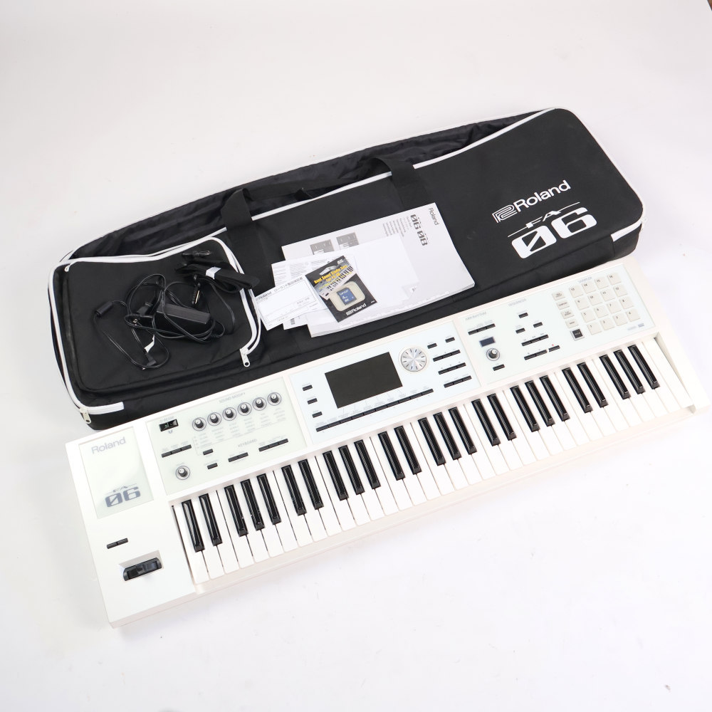 Roland 【中古】 ROLAND ローランド FA-06-SC Music Workstation