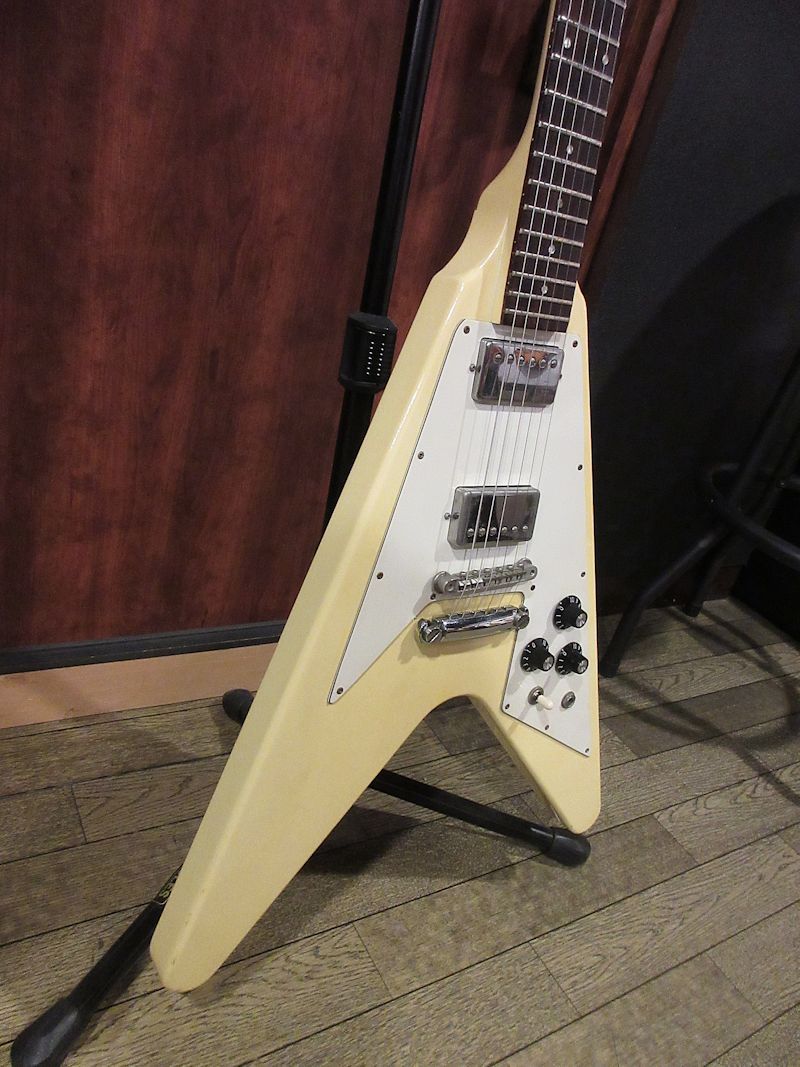 Gibson 1983 FLYING V White（ビンテージ）【楽器検索デジマート】