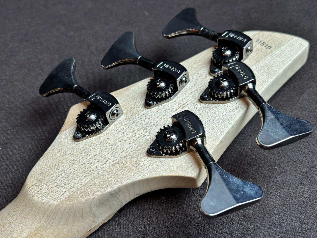 DINGWALL CC 4st 付属品込み Brand New in Original Stock Adsp-21060lcw-160 Cqfp240