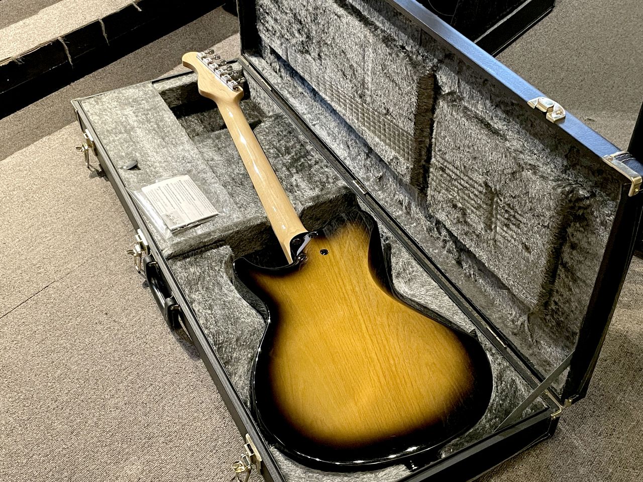 即発送 ARIA The Ventures Model 2000 VF-D1 即発送 ARIA The Ventures Model 2000 VF-D1 - メルカリ