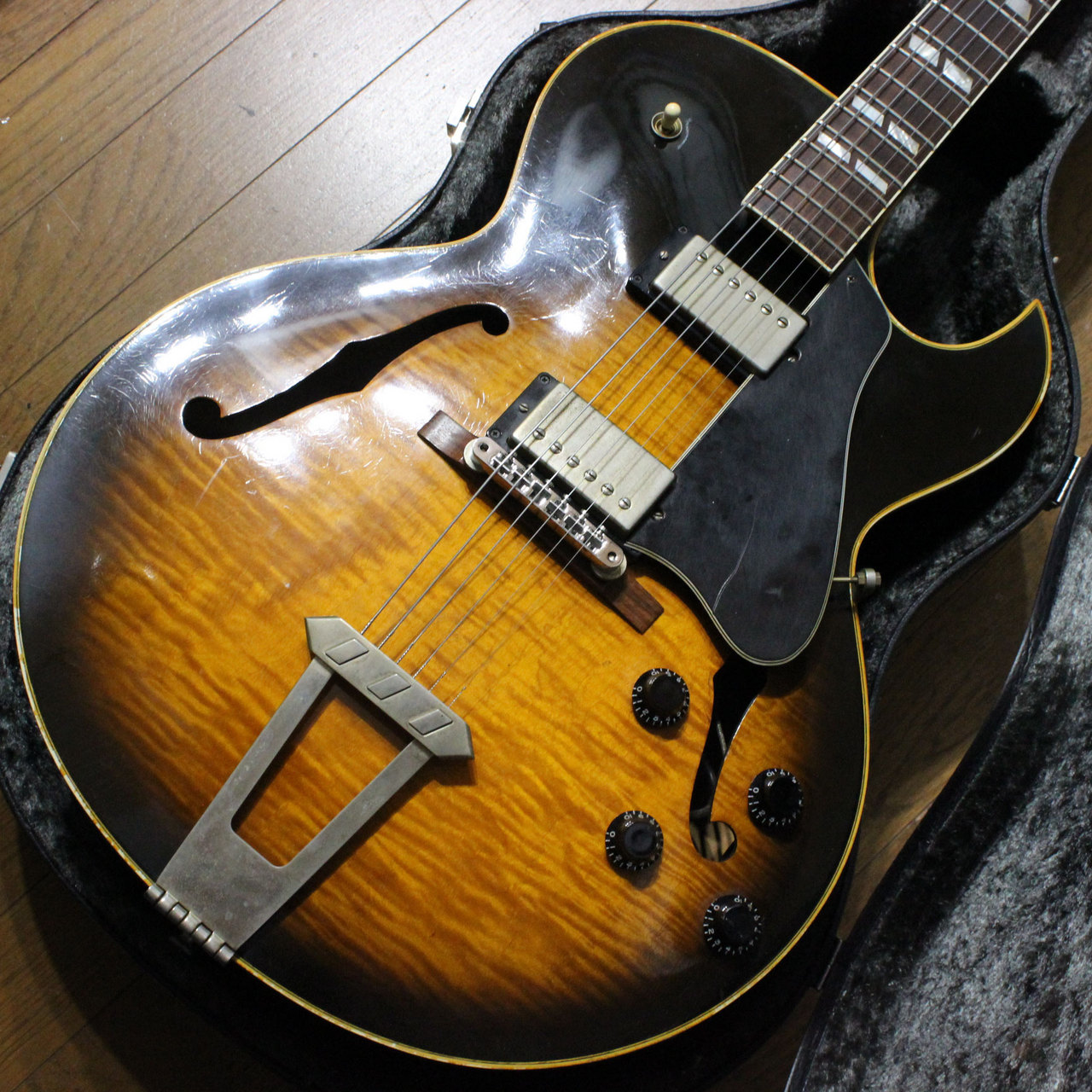 Gibson ES-175 Vintage Sunburst 1997年製です。（中古）【楽器検索 