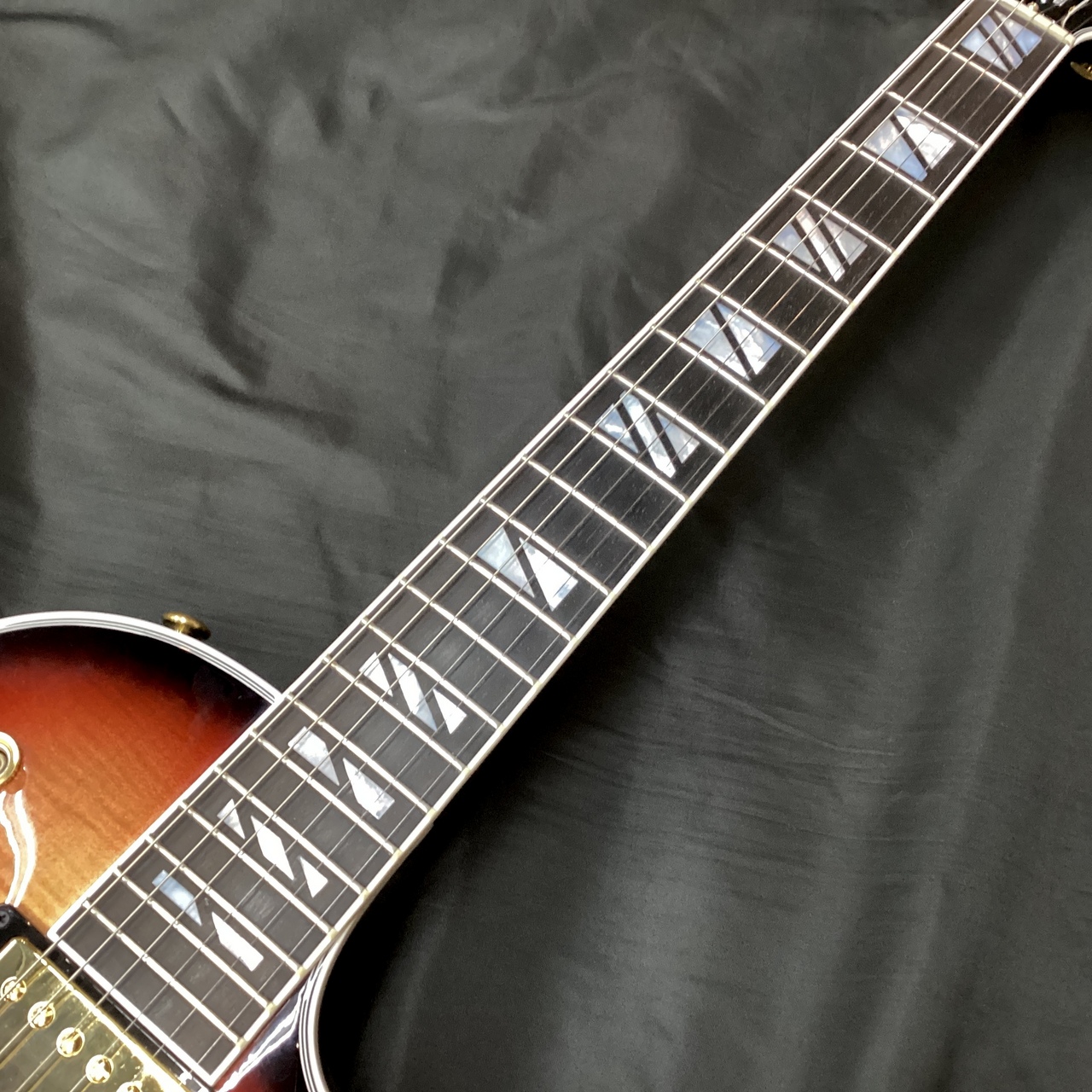 Gibson Lespaul Custom Supreme 中古美品 Gibson LesPaul Supreme (ギブソン レスポール シュプリーム