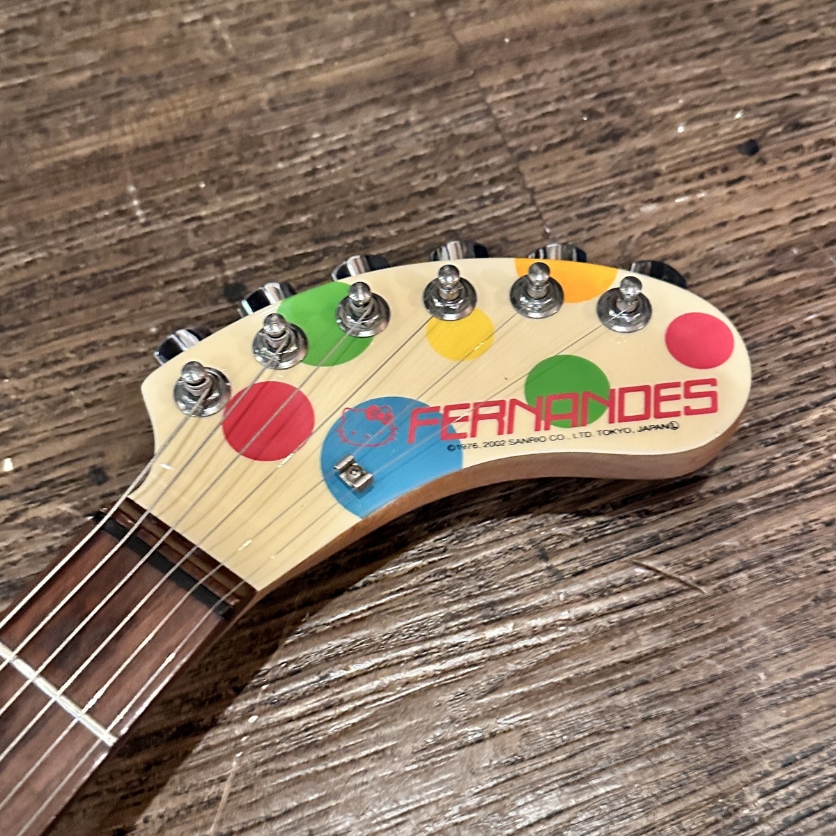 FERNANDES ZO-3 HK ハローキティ サンリオ Electric Guitar（中古/送料
