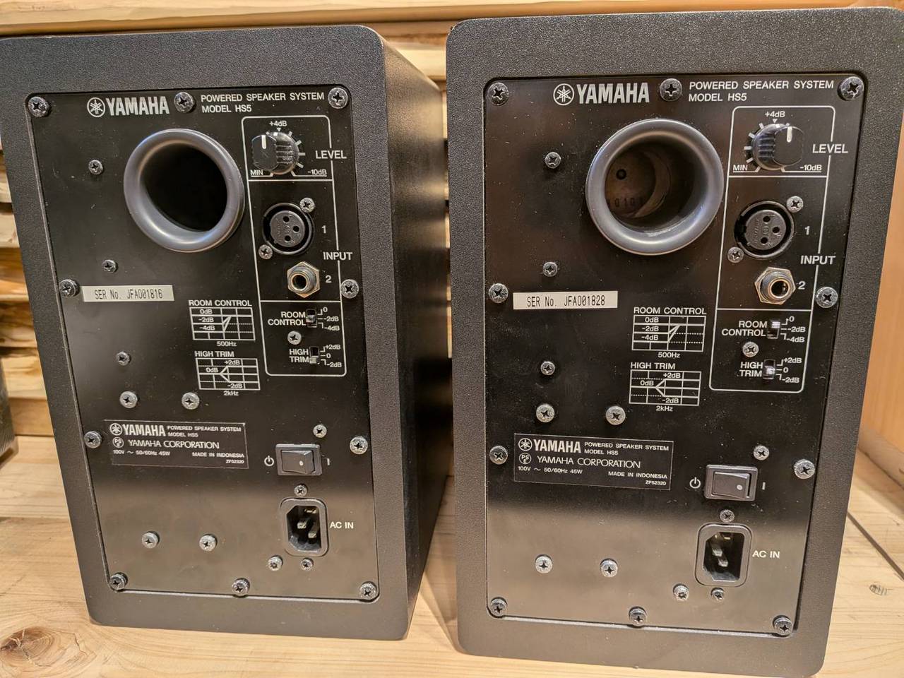 YAMAHA HS5 パワードスタジオモニタースピーカー YAMAHA HS5 パワードスタジオモニタースピーカー 【公式通販】