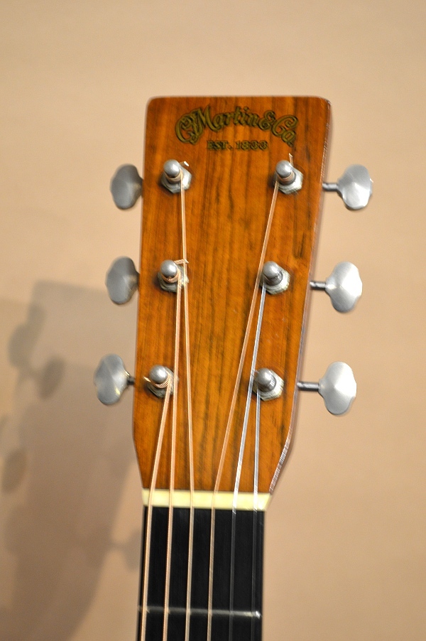 ヒロ　MARTIN マーチン　D-28 1983年製　有名楽器店購入 Martin D-28 Brazilian Rosewood 1983年製（ビンテージ/送料無料