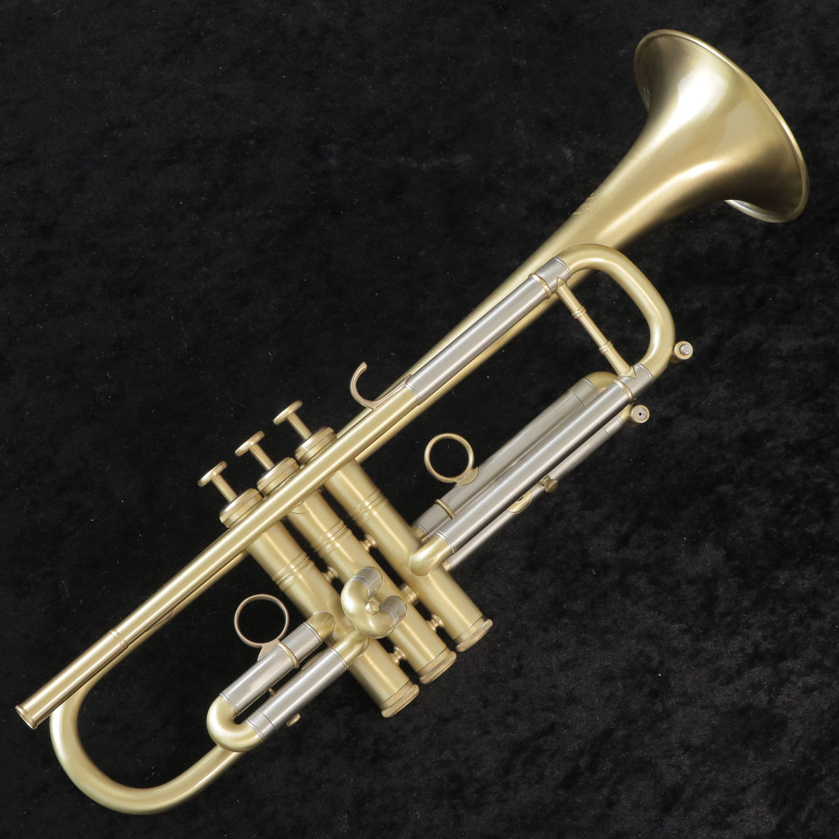 本日で出品終了！セール！奇跡的銘器種！！SSS / B♭管トランペット（極上絶品 本日で出品終了！セール！奇跡的銘器種！！SSS / B♭管トランペット（極上