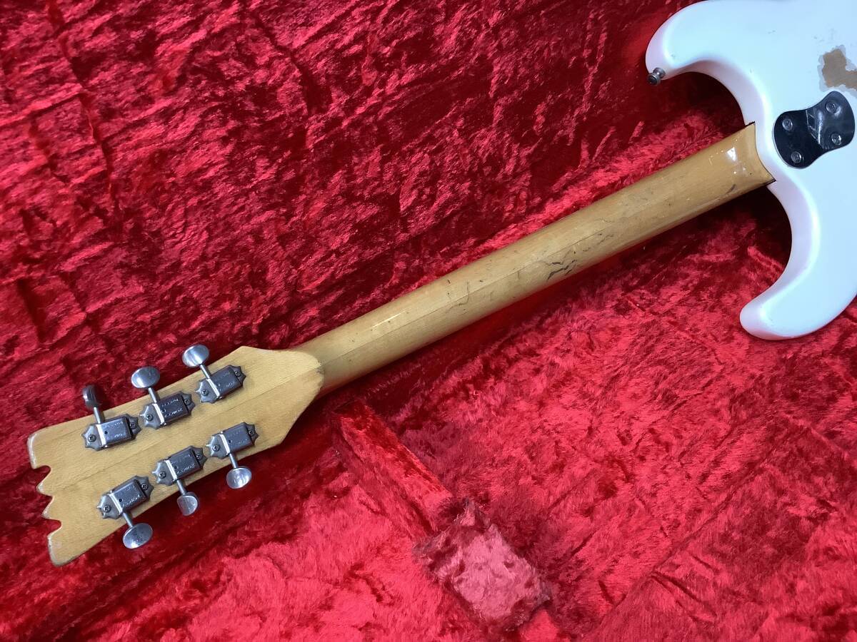 mosrite Avenger ホワイト （中古】Mosrite Avenger モズライト
