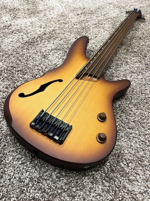 Ibanez SRH505F / NNF(Natural Browned Burst Flat)【5弦フレットレス