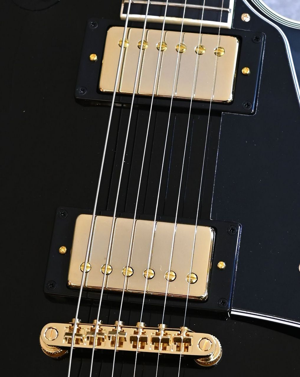 ギター Epiphone Les Paul custom ebony Epiphone The Iconic Les Paul at Its Classiest – Gibson