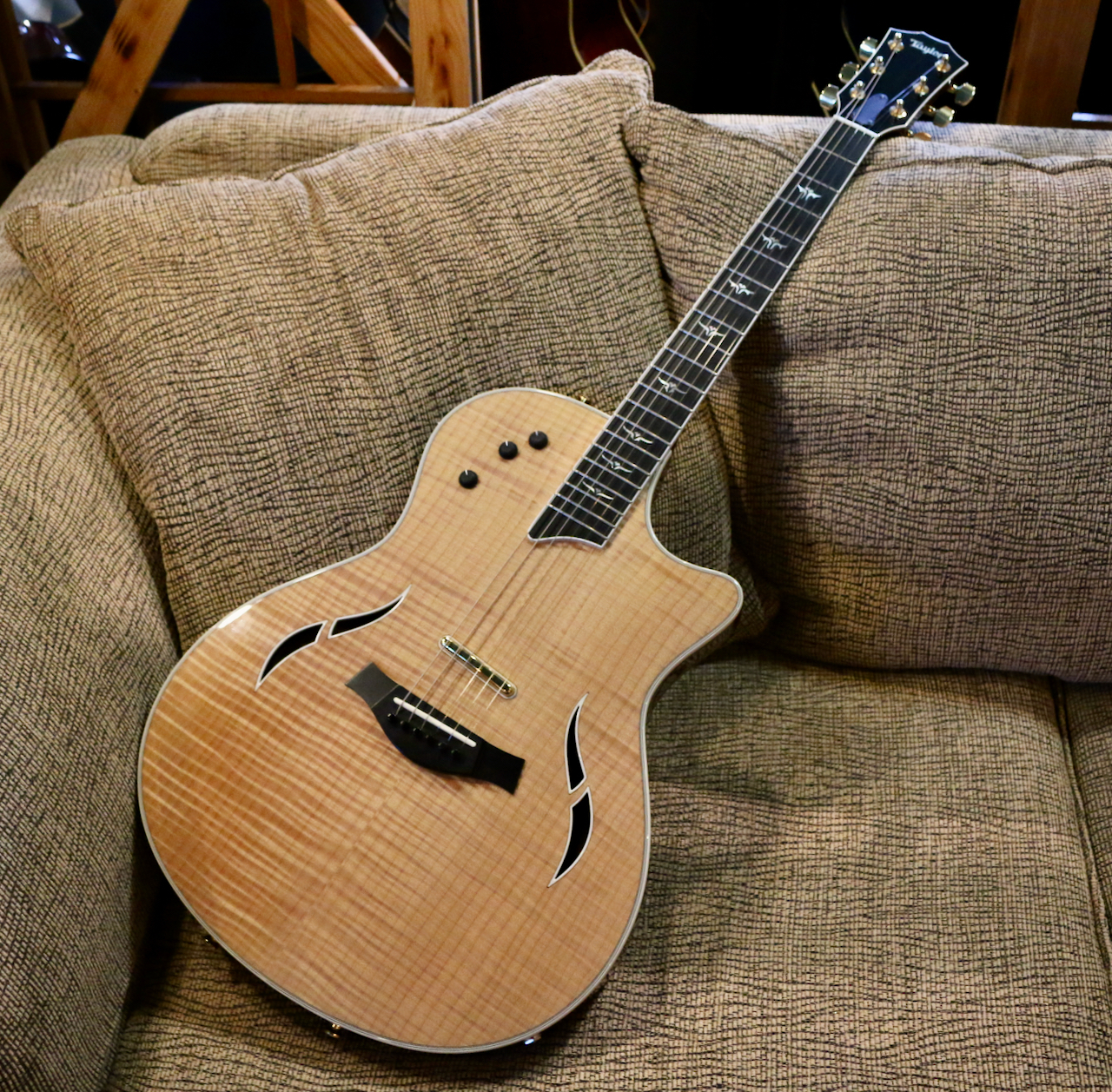 Taylor T-5 Classic Flame Maple Top Natural（中古/送料無料）【楽器 ...