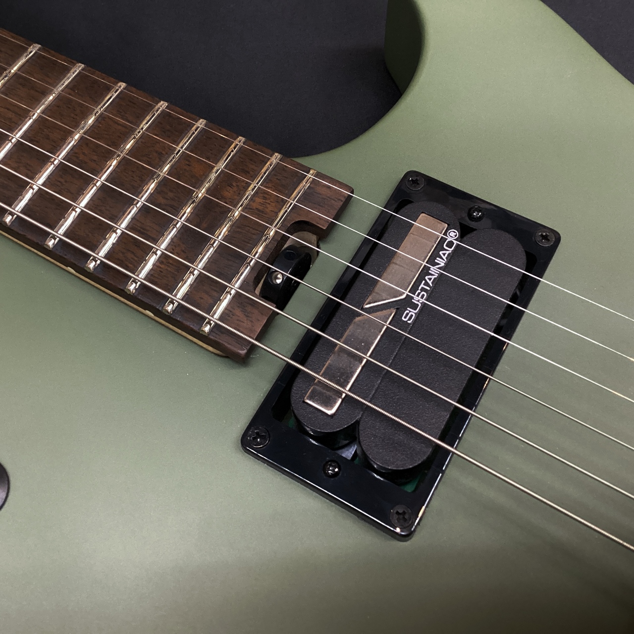 Manson Guitar Works META-Series MBM-2 Sustainiac System